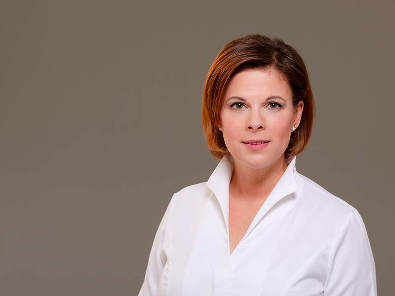 Angela Busch